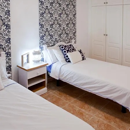 アパート Sunset View And Pool In Paradise