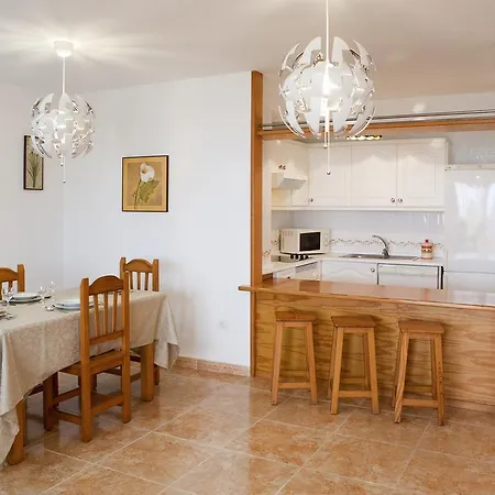 Sunset View And Pool In Paradise *