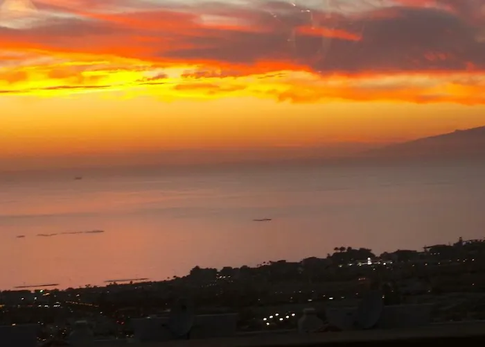 Sunset View And Pool In Paradise * 阿德耶