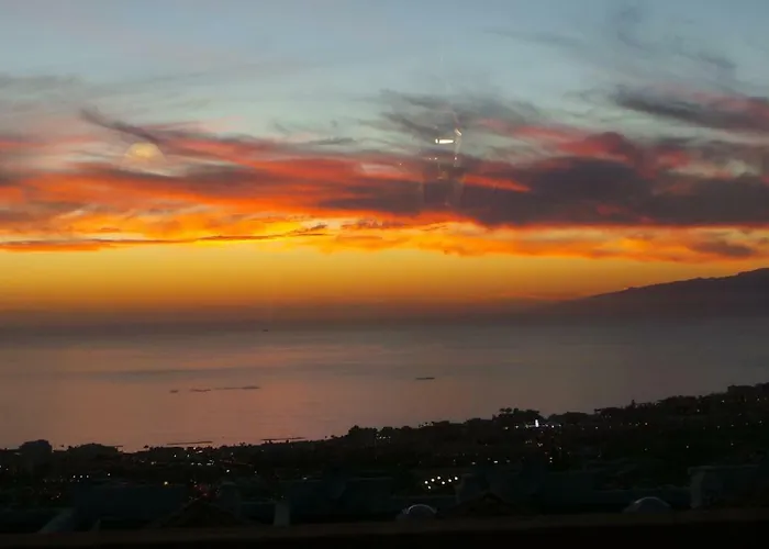 Apartamento Sunset View And Pool In Paradise