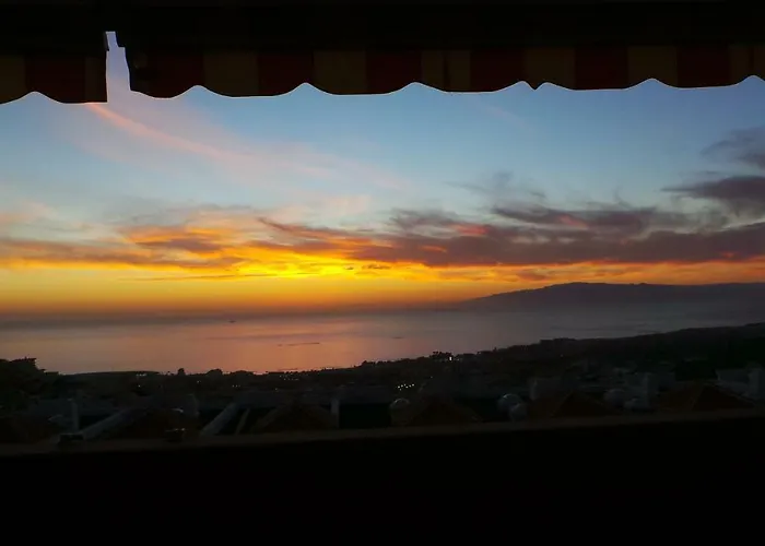 公寓 Sunset View And Pool In Paradise