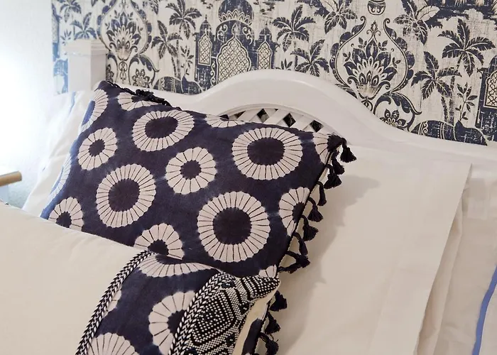 Apartment Sunset View And Pool In Paradise