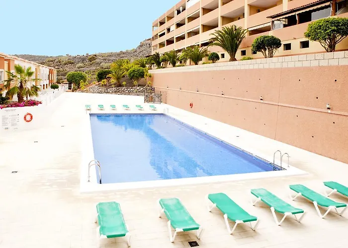 Sunset View And Pool In Paradise *